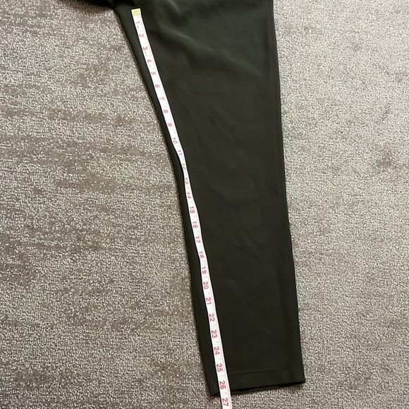 Lululemon Women’s Green Drawstring Trouser Pants Size 2 - Picture 4 of 7